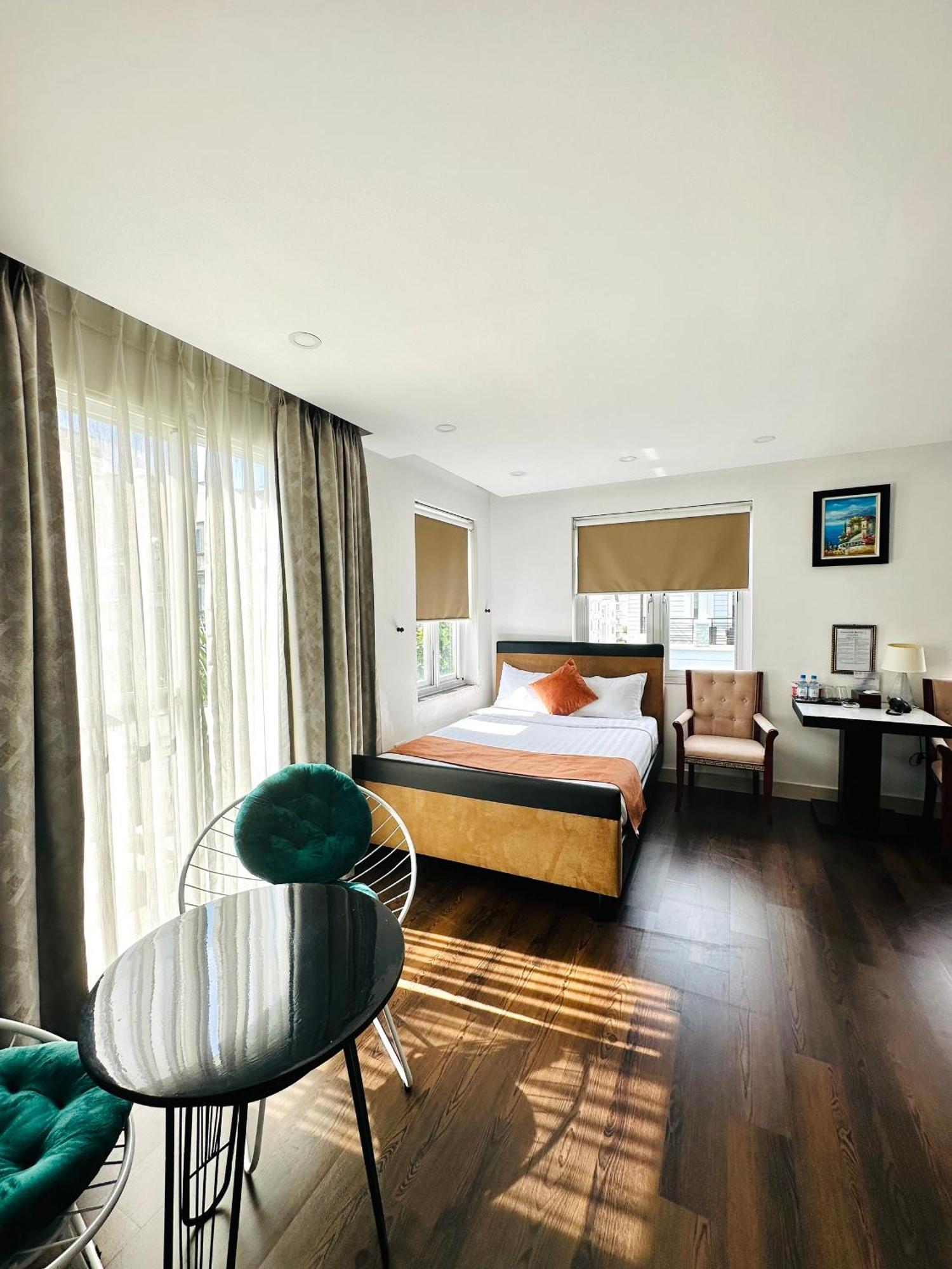 Paragon Hotel Pmh Хошимин Экстерьер фото